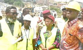 Fashola gives update on Lagos-Badagry Expressway, Lagos-Otta-Abeokuta projects